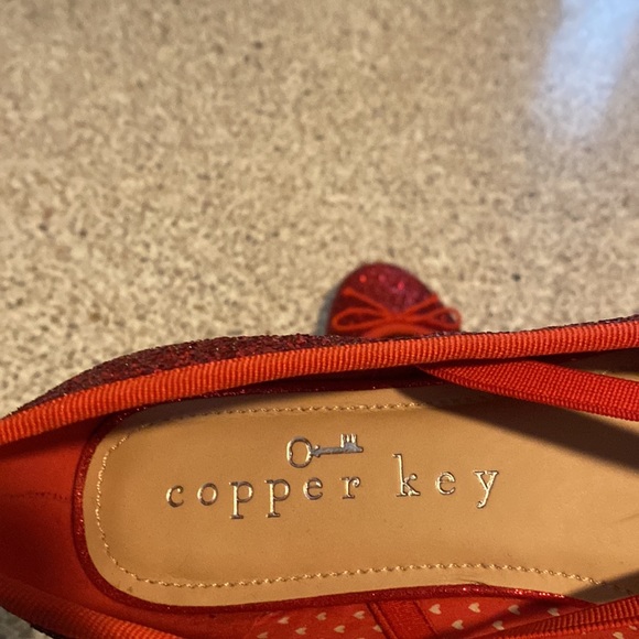 Ruby Red Chunk Heels - Picture 5 of 6